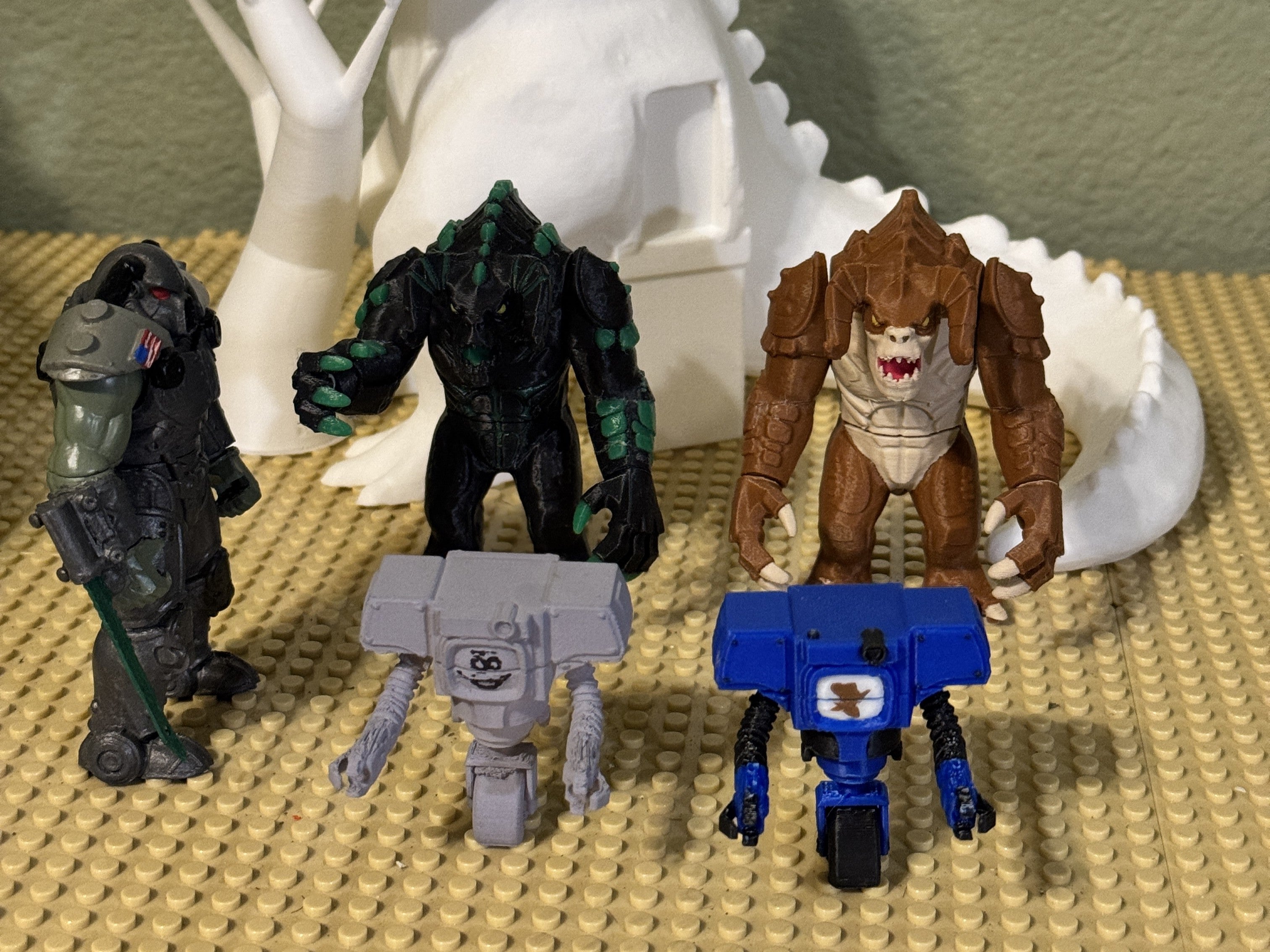 Deathclaw - Namebrand Building Blocks Compatible